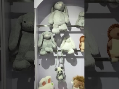 Gefülltes, liebenswertes, weiches Plüschtierkissen, umarmbares schlafendes Entenkissen